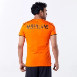 Kipsta Oranje Shirt Heren Nederland FF100 WK 2022 10 Kipsta Oranje Shirt Heren Nederland FF100 WK 2022 -Voetbal Sport Mode oranje shirt heren nederland ff100 wk 2022 3