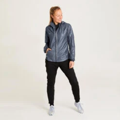 Kipsta Regenjas Dames 900 Zwart -Voetbal Sport Mode regenjas dames 900 zwart 4