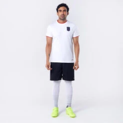 Kipsta VOETBALSHIRT VOOR VOLWASSENEN ENGELAND FF100 2022 11 Kipsta VOETBALSHIRT VOOR VOLWASSENEN ENGELAND FF100 2022 -Voetbal Sport Mode voetbalshirt voor volwassenen engeland ff100 2022 4